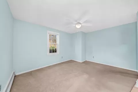 Bedroom - 100 Assumption Ave, Worcester, MA 01606 photo 7 of 10