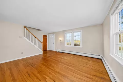 Living - 100 Assumption Ave, Worcester, MA 01606 photo 6 of 8
