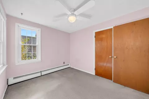 Bedroom - 100 Assumption Ave, Worcester, MA 01606 photo 3 of 10