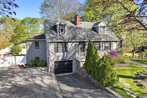 5 Ramsay Rd, Marblehead, MA 01945
