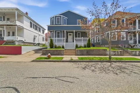 58 Willard St, New Bedford, MA 02744