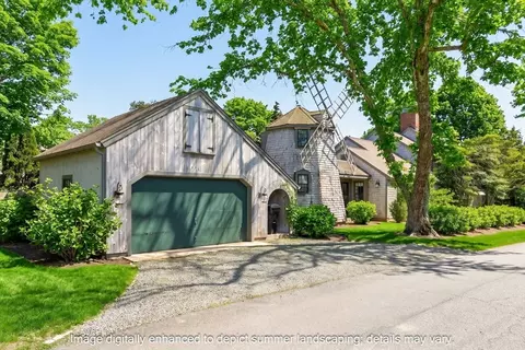 12 Cockachoiset Ln, Osterville, MA 02655