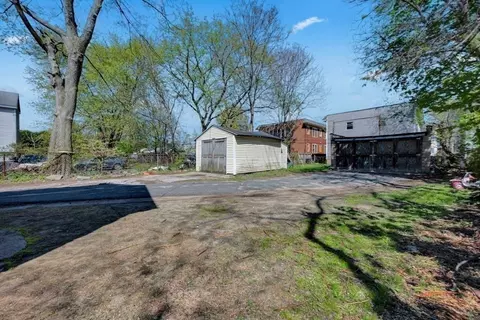 Exterior - 88 Tyler St, Springfield, MA 01109 photo 3 of 3
