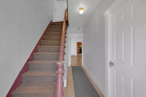 Entry Way - 88 Tyler St, Springfield, MA 01109 photo 1 of 1