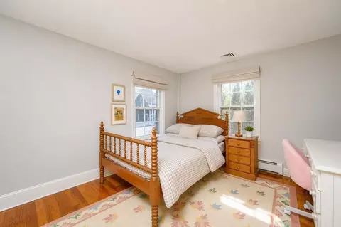 Bedroom - 182 South St, Hingham, MA 02043 photo 4 of 4