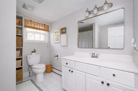 Bath - 182 South St, Hingham, MA 02043 photo 4 of 4