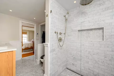 Bath - 182 South St, Hingham, MA 02043 photo 3 of 4