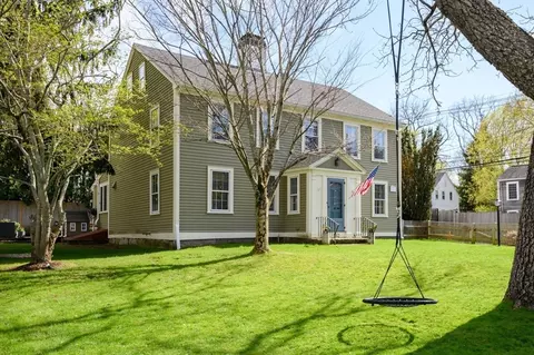 Exterior - 182 South St, Hingham, MA 02043 photo 9 of 10