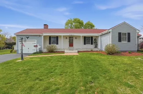 121 Wood St, Fall River, MA 02721
