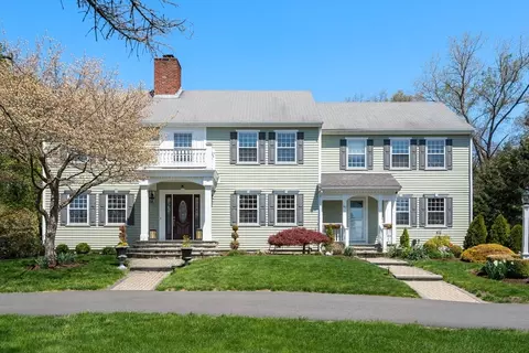 40 Harvard Dr, Sudbury, MA 01776