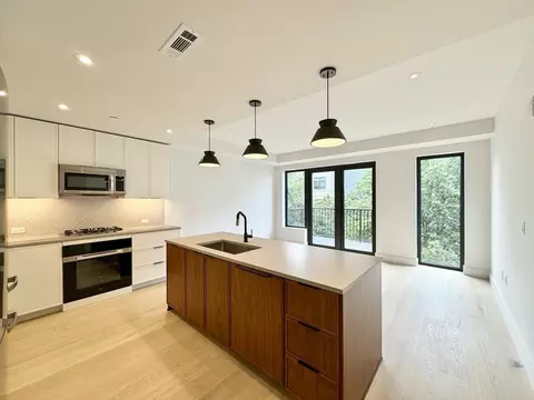 1 Nevins Hill Way #406, Boston, MA 02135
