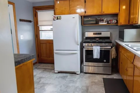 Kitchen - 97 Pondview Dr, Chicopee, MA 01020 photo 1 of 2