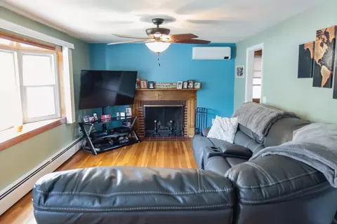 Living - 97 Pondview Dr, Chicopee, MA 01020 photo 1 of 3