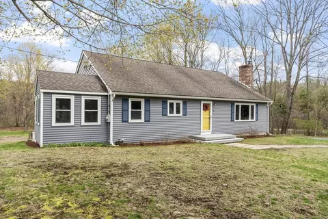 101 Williams Rd, Ashburnham, MA 01430
