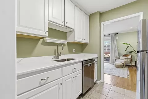 1 Charles St #X, Reading, MA 01867 photo 11