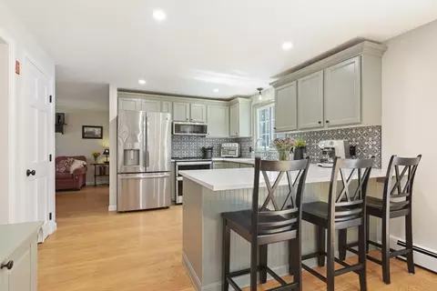 5 Spring St, Douglas, MA 01516 photo 8