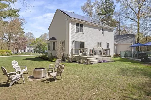 5 Spring St, Douglas, MA 01516 photo 4