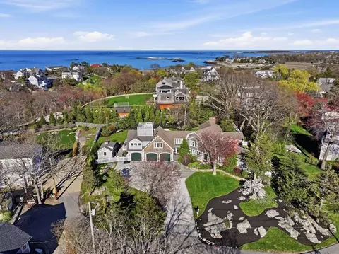 82 Nichols Rd, Cohasset, MA 02025
