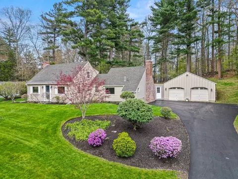 10 Glen Rd, Topsfield, MA 01983