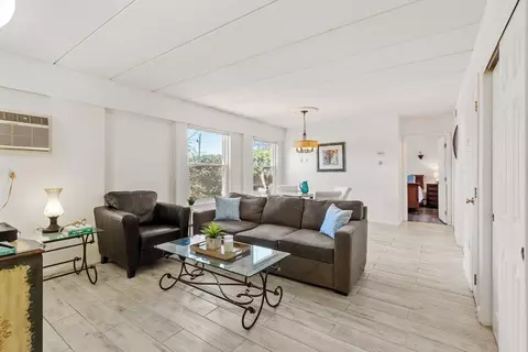 122 Main St #100, Stoneham, MA 02180