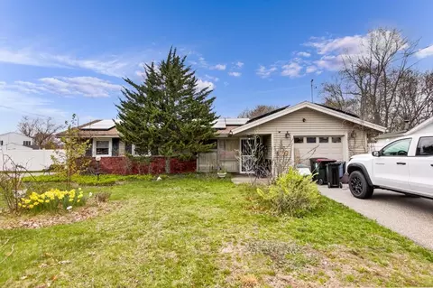 428 Hovenden Ave, Brockton, MA 02302