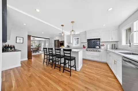 Kitchen - 51 Elm St, Hingham, MA 02043 photo 4 of 8
