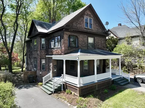 14-16 Abbott St, Greenfield, MA 01301