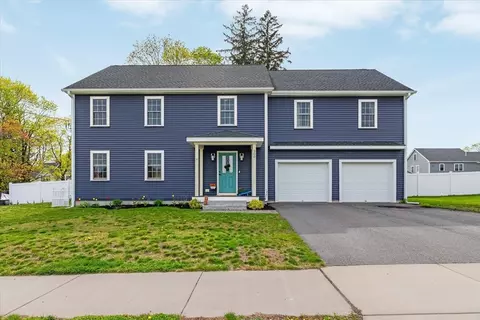 200 Greeley St, Clinton, MA 01510