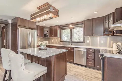 25 Mill St, Raynham, MA 02767 photo 11