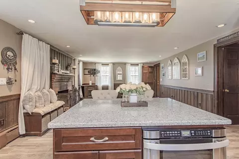 25 Mill St, Raynham, MA 02767 photo 16