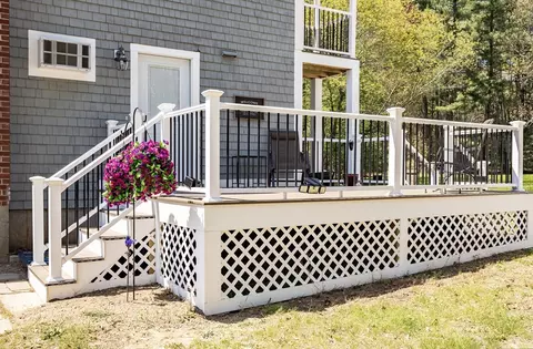 25 Mill St, Raynham, MA 02767 photo 8