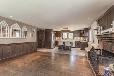 25 Mill St, Raynham, MA 02767 photo 19