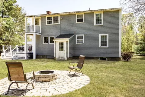 25 Mill St, Raynham, MA 02767 photo 5