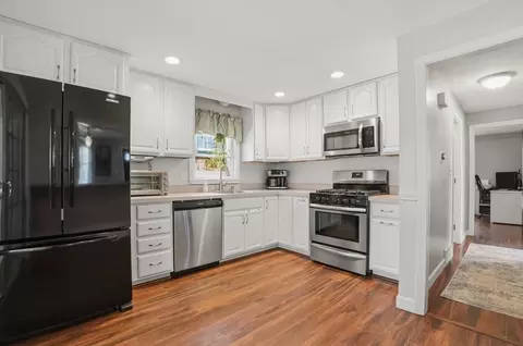 6 David Dr, Blackstone, MA 01504 photo 3
