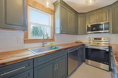 30 Linwood St, Webster, MA 01570 photo 28