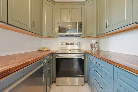 30 Linwood St, Webster, MA 01570 photo 29
