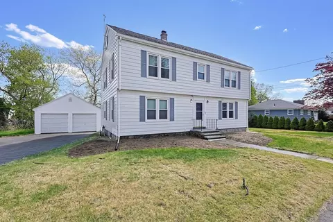 30 Linwood St, Webster, MA 01570 photo 2