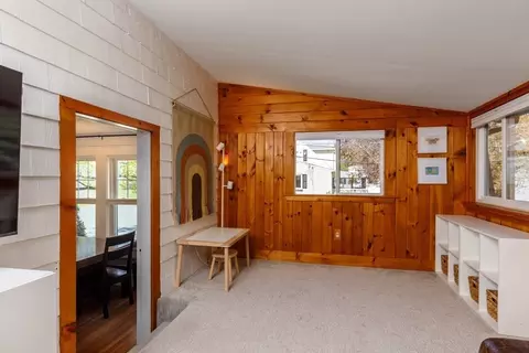 Entry Way - 54 Turner St, Dedham, MA 02026 photo 3 of 4