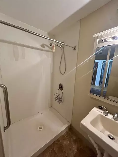 12 Pomeroy St, Easthampton, MA 01027 photo 23