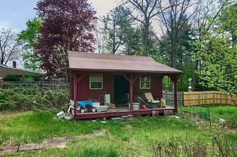 12 Pomeroy St, Easthampton, MA 01027 photo 33
