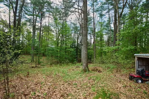 12 Pomeroy St, Easthampton, MA 01027 photo 32
