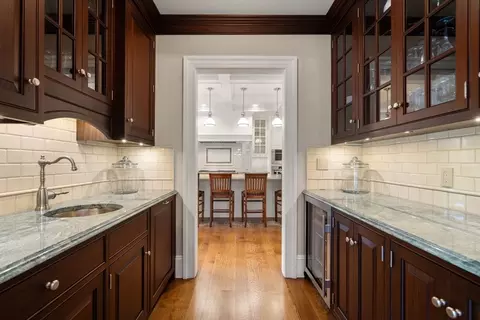 Kitchen - 50 Oxbow Rd, Needham, MA 02492 photo 4 of 4