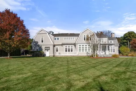 Exterior - 50 Oxbow Rd, Needham, MA 02492 photo 4 of 6