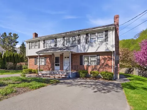 98 Sumner St, Norwood, MA 02062