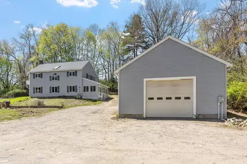 14 Wright Rd, Ashby, MA 01431