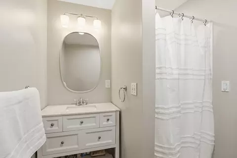Bath - 252 E St #1, Boston, MA 02127 photo 3 of 3