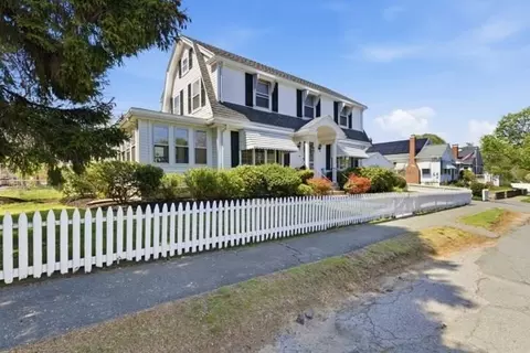 57 Cumberland Cir, Lynn, MA 01904