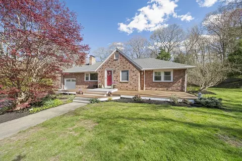 12 Talarico Ln, Cohasset, MA 02025