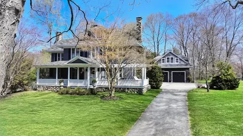 30 Spring St, Hingham, MA 02043
