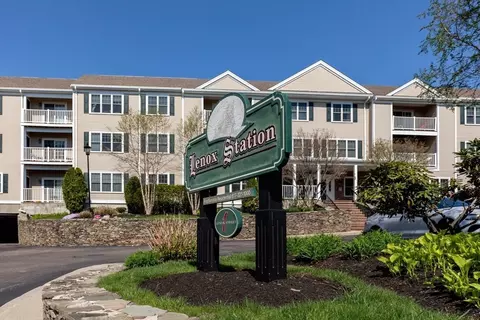 One Lenox Street #303, Norwood, MA 02062